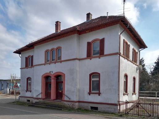 ehemaliges Bahnhofsgebäude